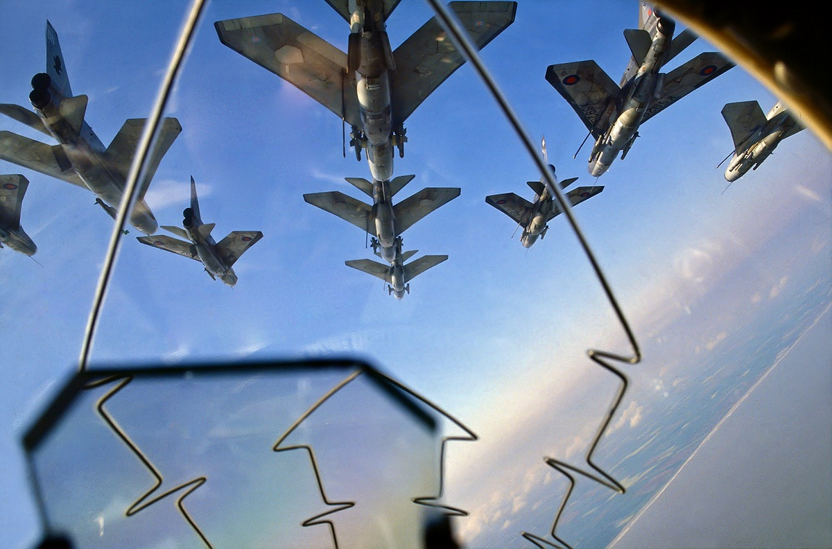 English Electric Lightning aircraft formation photographed by Ian Black